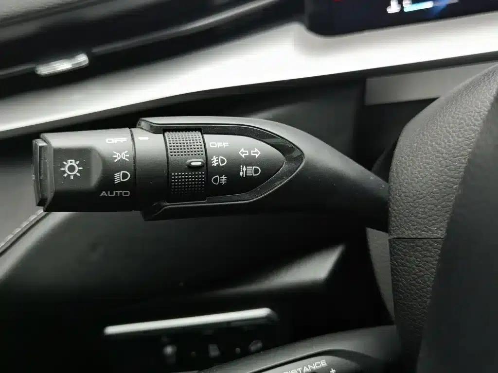 Haval H6 2021 Model, Third Generation, 2.0T Automatic Four-Wheel Drive Max — миниатюра 21