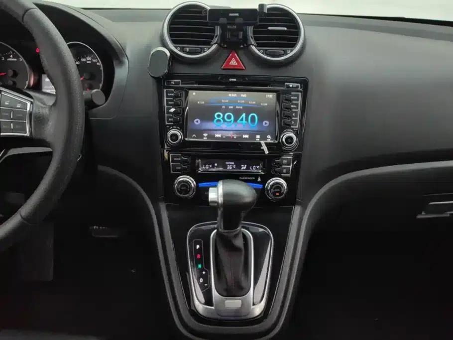 Haval H6 2017 Classic Edition 1.5T Automatic 2WD Elite — миниатюра 13