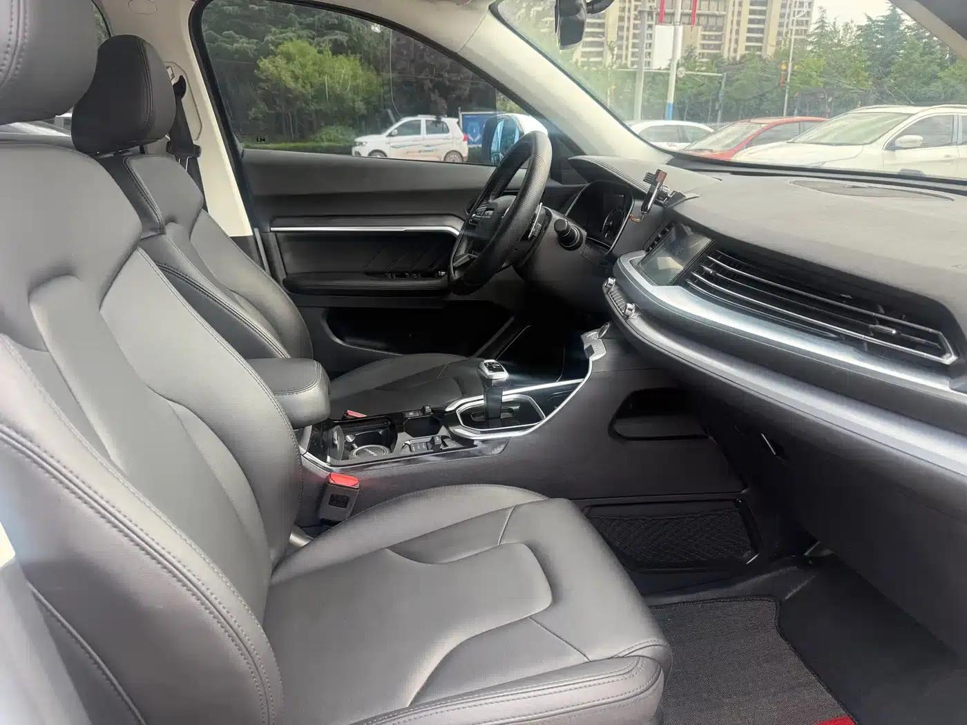 Haval H6 2017 Red Label 1.3T Automatic 2WD Fashion Edition — миниатюра 9