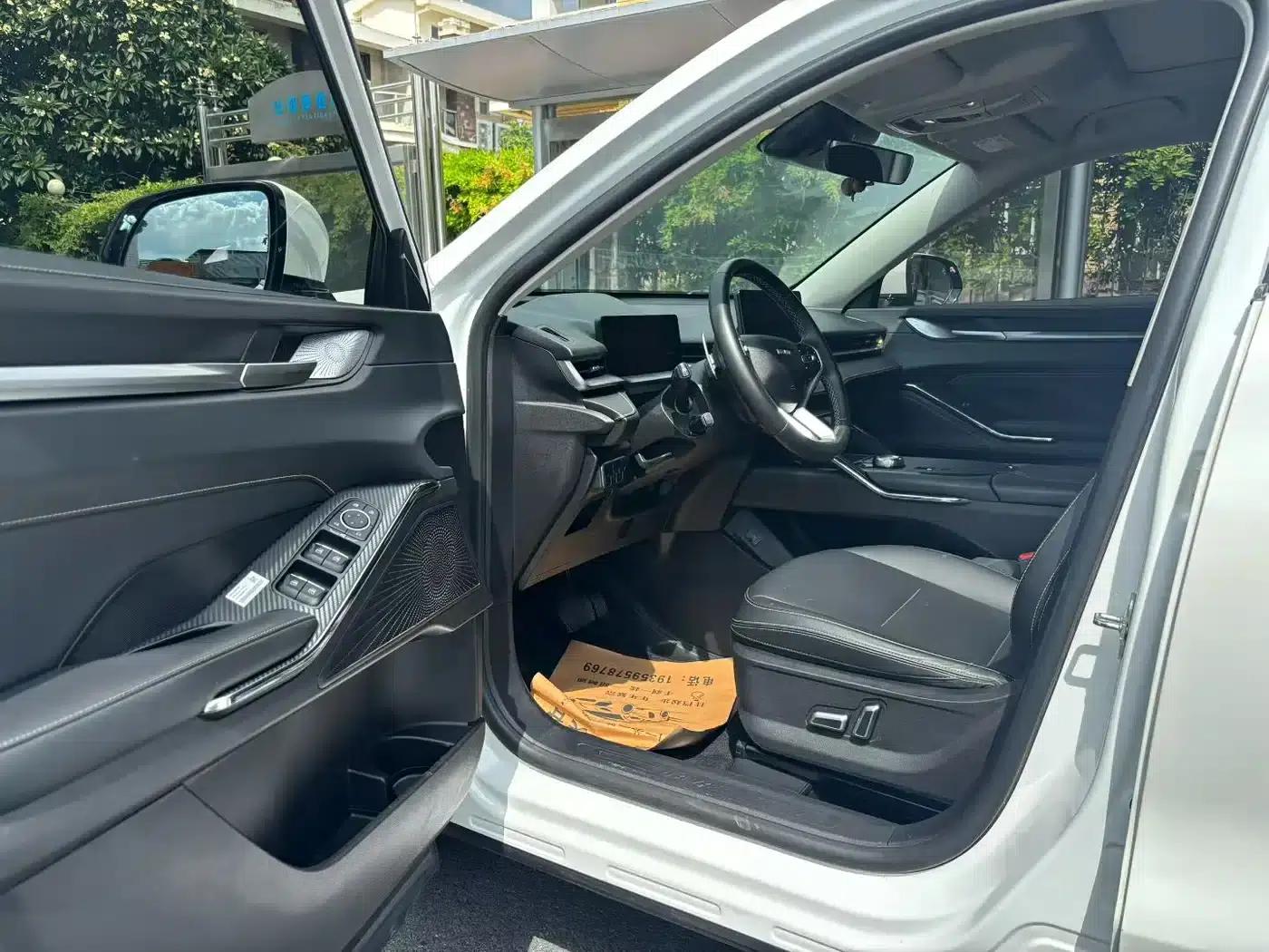 Haval H6 2022 Third Generation 1.5T Automatic Two-Wheel Drive Max — миниатюра 4