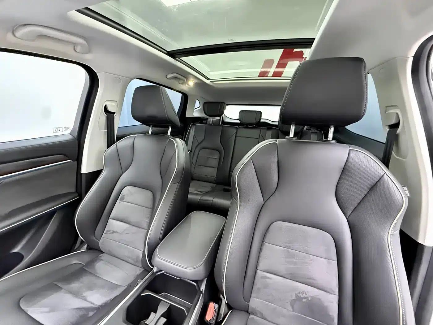 Haval H6 2023 National Trend Edition 1.5T Automatic Champion Edition — миниатюра 13