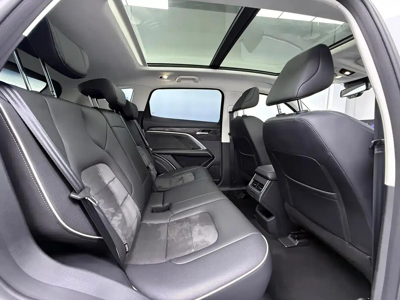 Haval H6 2023 National Trend Edition 1.5T Automatic Champion Edition — миниатюра 10