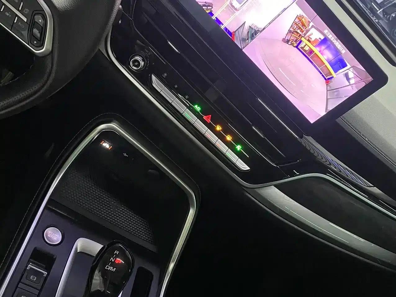 Haval H6 2023 National Trend Edition 1.5T Automatic Champion Edition — миниатюра 14