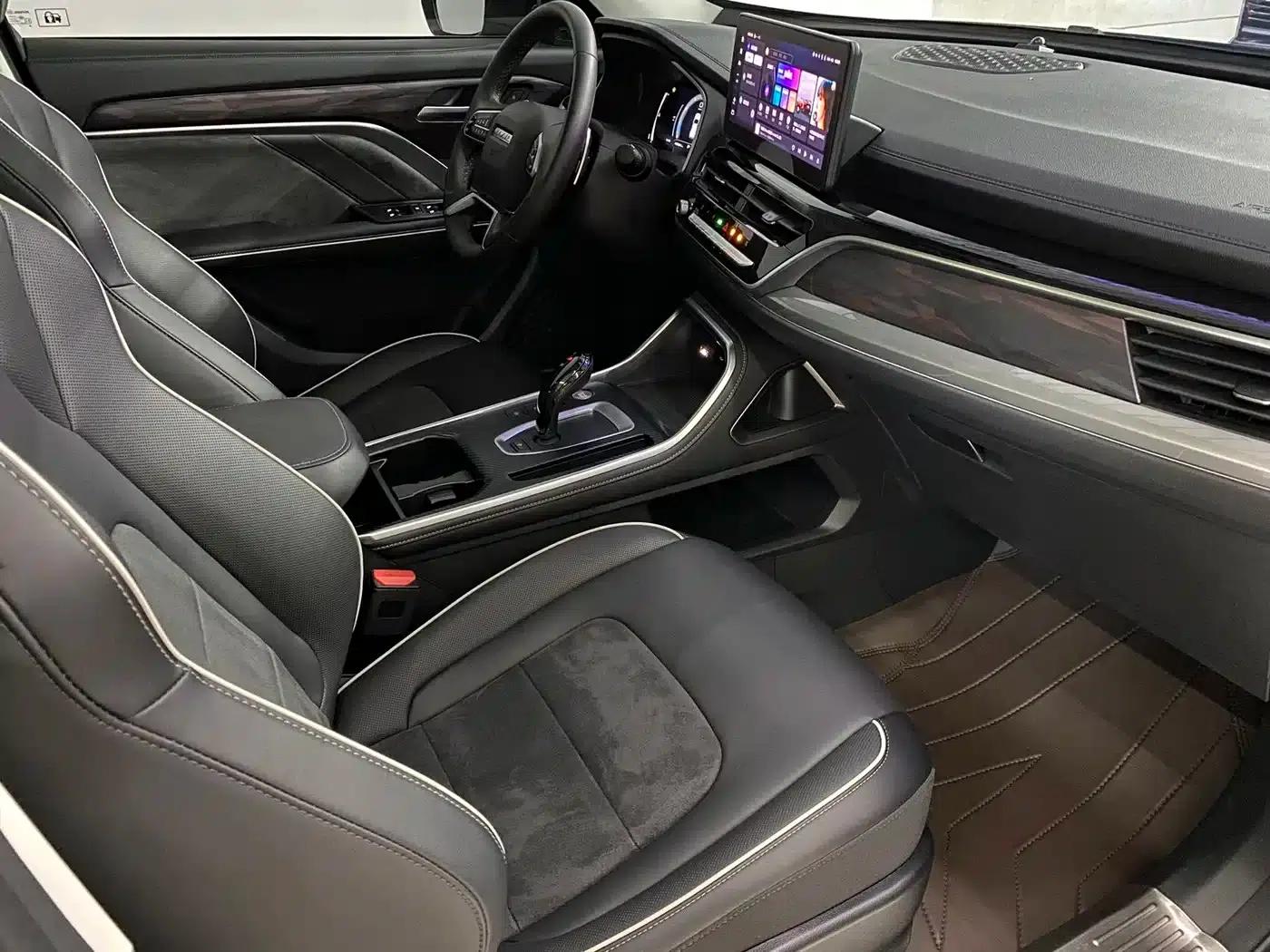 Haval H6 2023 National Trend Edition 1.5T Automatic Champion Edition — миниатюра 19