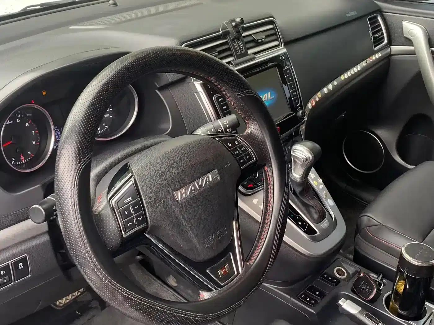 Haval H6 2015 Sport Edition 1.5T Automatic 2WD Luxury — миниатюра 7