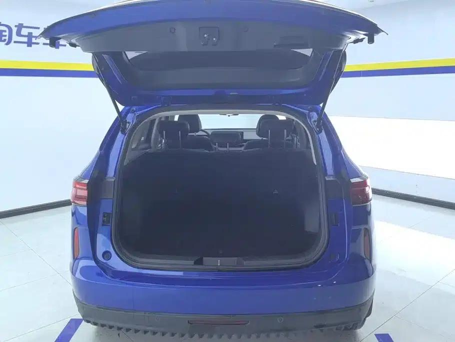 Haval H6 2021 Model, Third Generation, 2.0T Automatic Two-Wheel Drive Max — миниатюра 4