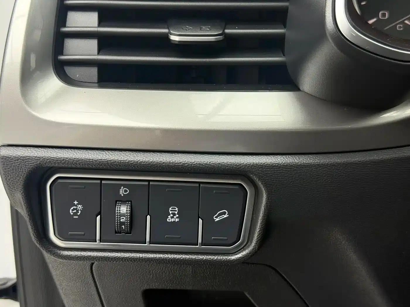Haval H6 2021 National Trend Edition 1.5T Automatic Urban Edition — миниатюра 21