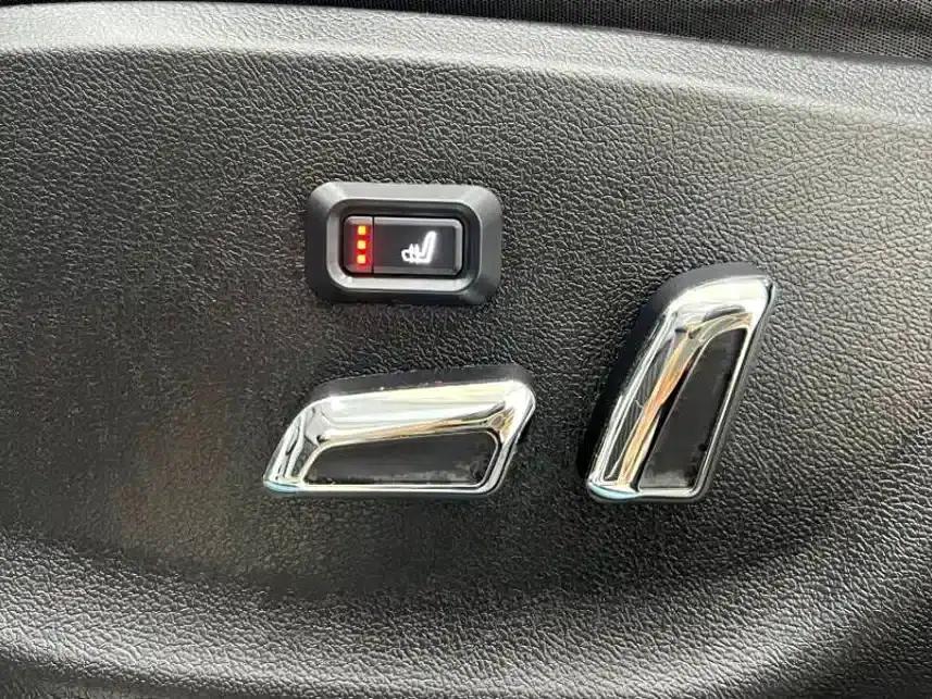 Haval H6 2023 National Trend Edition 1.5T Automatic Urban Edition — миниатюра 13
