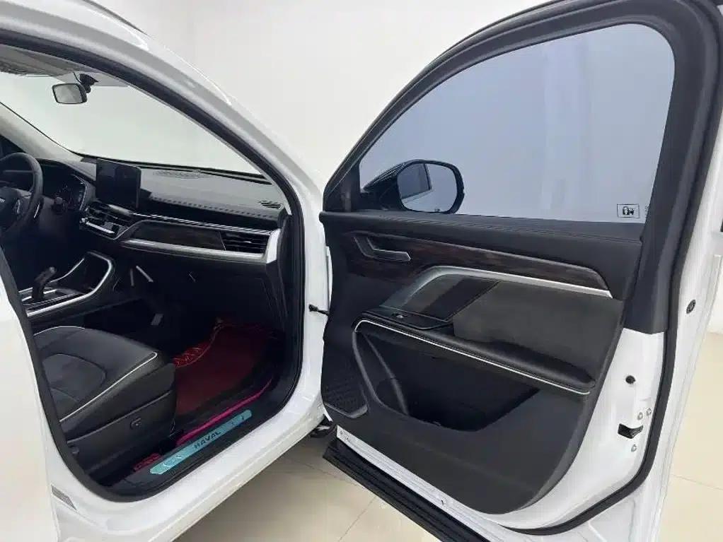 Haval H6 2023 National Trend Edition 1.5T Automatic Urban Edition — миниатюра 10