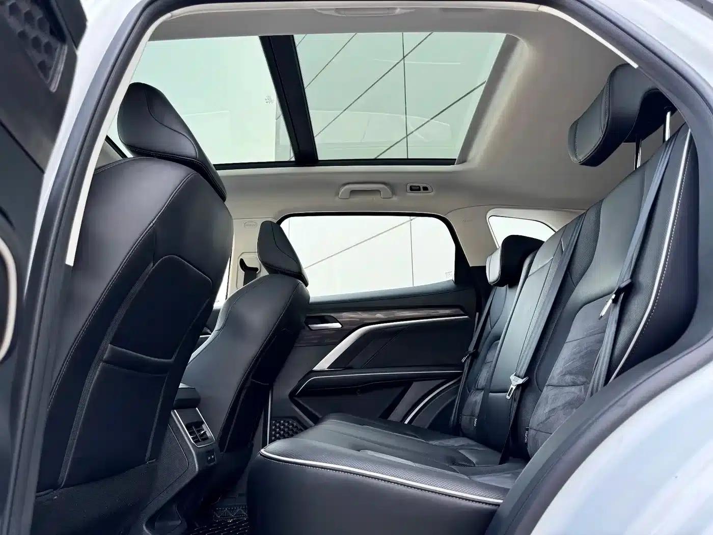 Haval H6 2023 National Trend Edition 1.5T Automatic Champion Edition — миниатюра 11