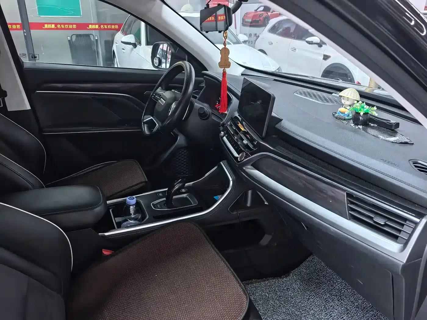 Haval H6 2021 National Trend Edition 1.5T Automatic Champion Edition — миниатюра 9