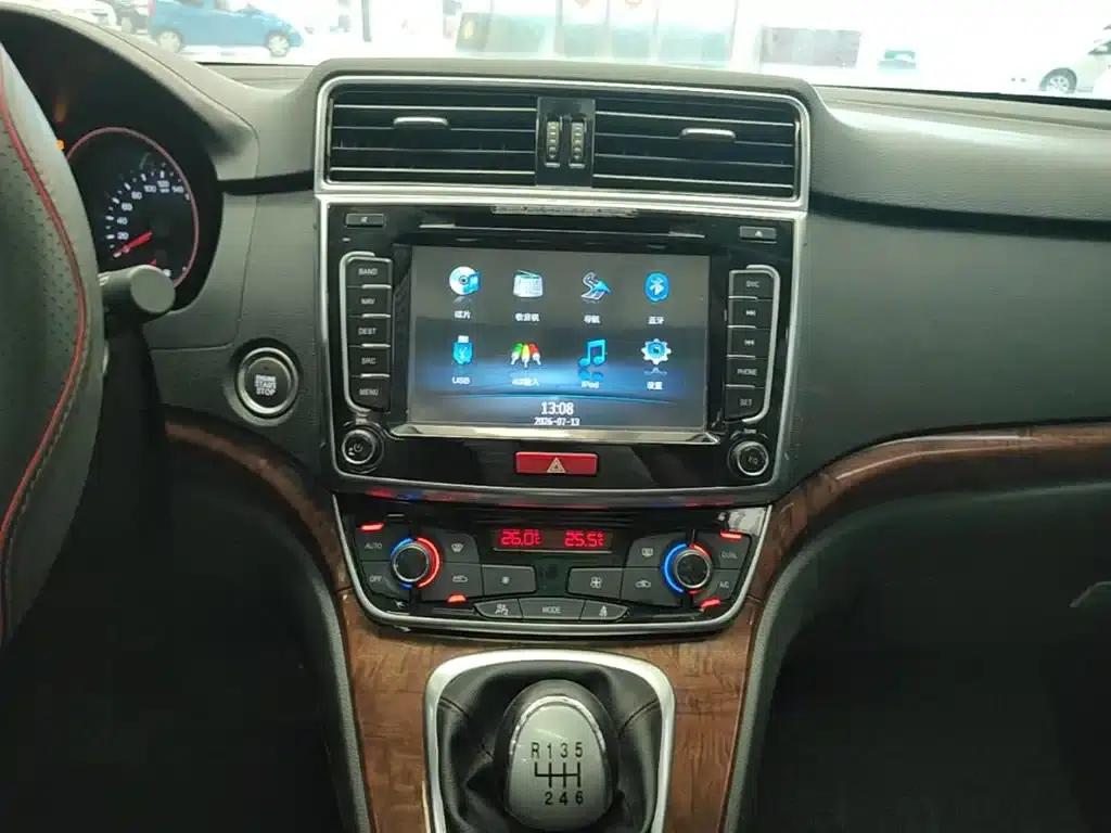 Haval H6 2017 Red Label Sport Edition 1.5T Manual 2WD Elite — миниатюра 13