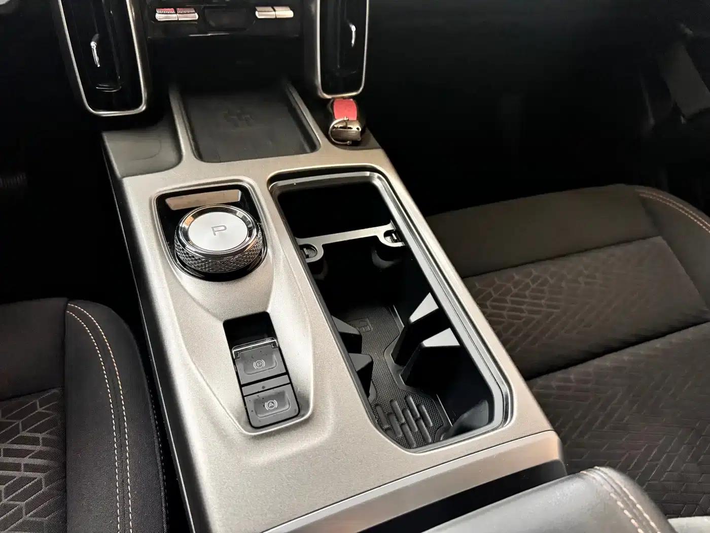Haval Big Dog 2021 1.5T DCT 2WD Husky Edition — миниатюра 8