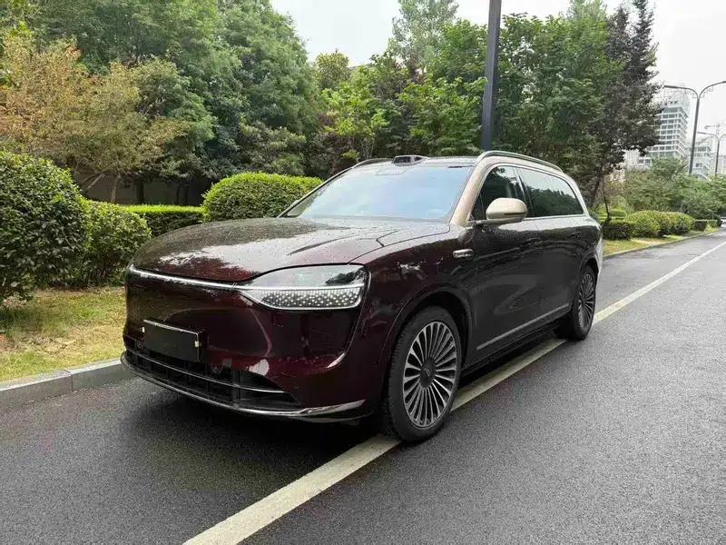Wenjie M9 2025 Ultra Extended Range Six-Seat Version (192-line LiDAR) — миниатюра 1
