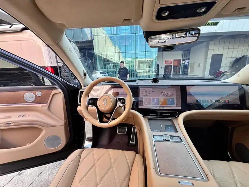 Wenjie M9 2025 Ultra Extended Range Six-Seat Version (192-line LiDAR) — миниатюра 25