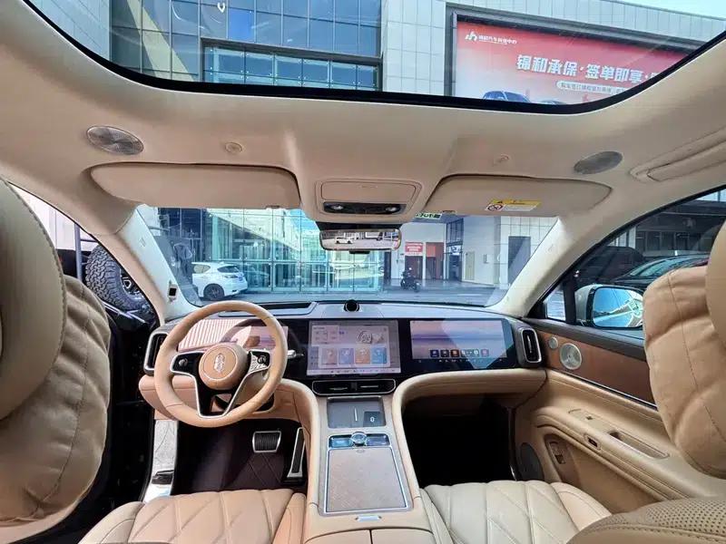 Wenjie M9 2025 Ultra Extended Range Six-Seat Version (192-line LiDAR) — миниатюра 28
