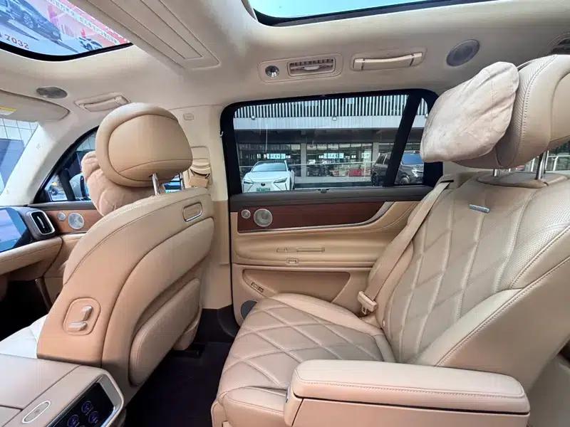 Wenjie M9 2025 Ultra Extended Range Six-Seat Version (192-line LiDAR) — миниатюра 32