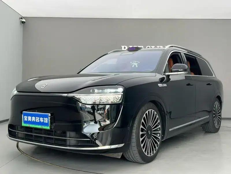 Wenjie M9 2024 Extended Range Max Six-Seater — миниатюра 1