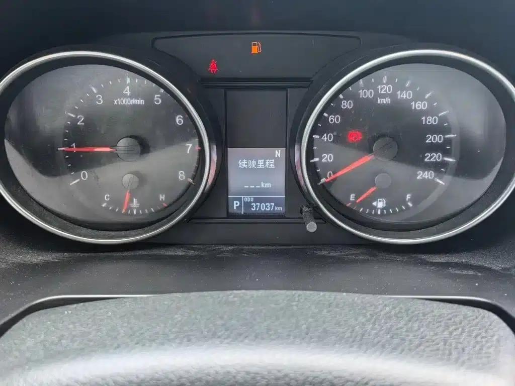 Haval M6 2023 PLUS 1.5T DCT Elite Intelligent Connectivity Edition — миниатюра 11