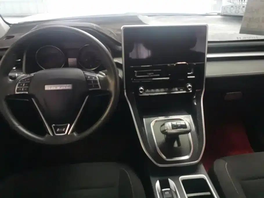 Haval M6 2023 PLUS 1.5T DCT Elite Intelligent Connectivity Edition — миниатюра 12