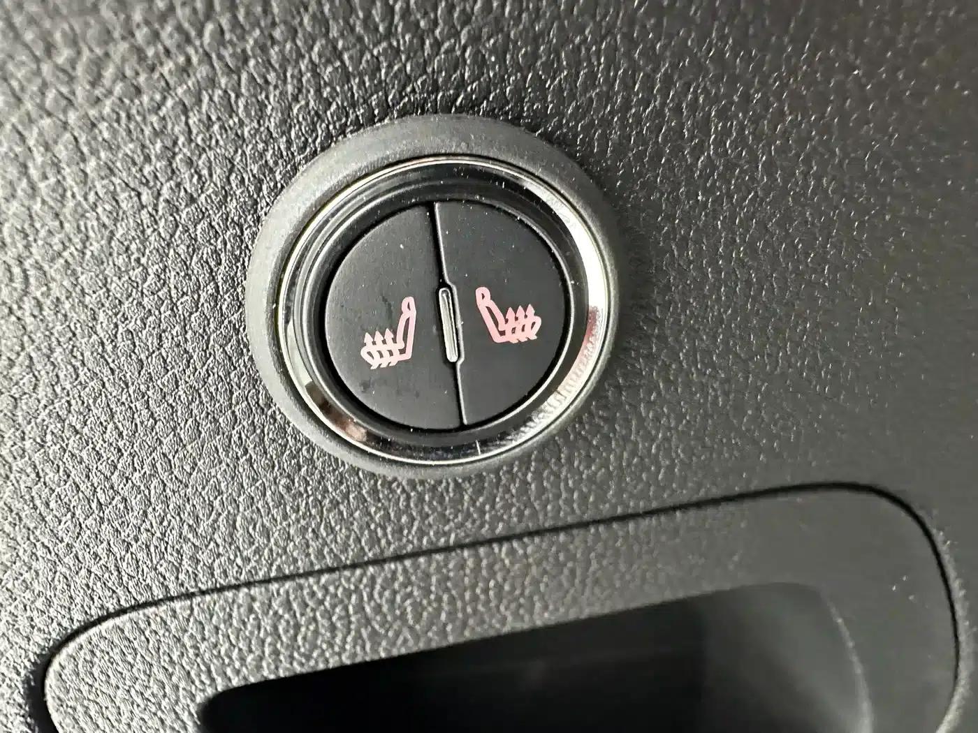 Haval M6 2021 PLUS 1.5T DCT Luxury Intelligent Connectivity Edition — миниатюра 13
