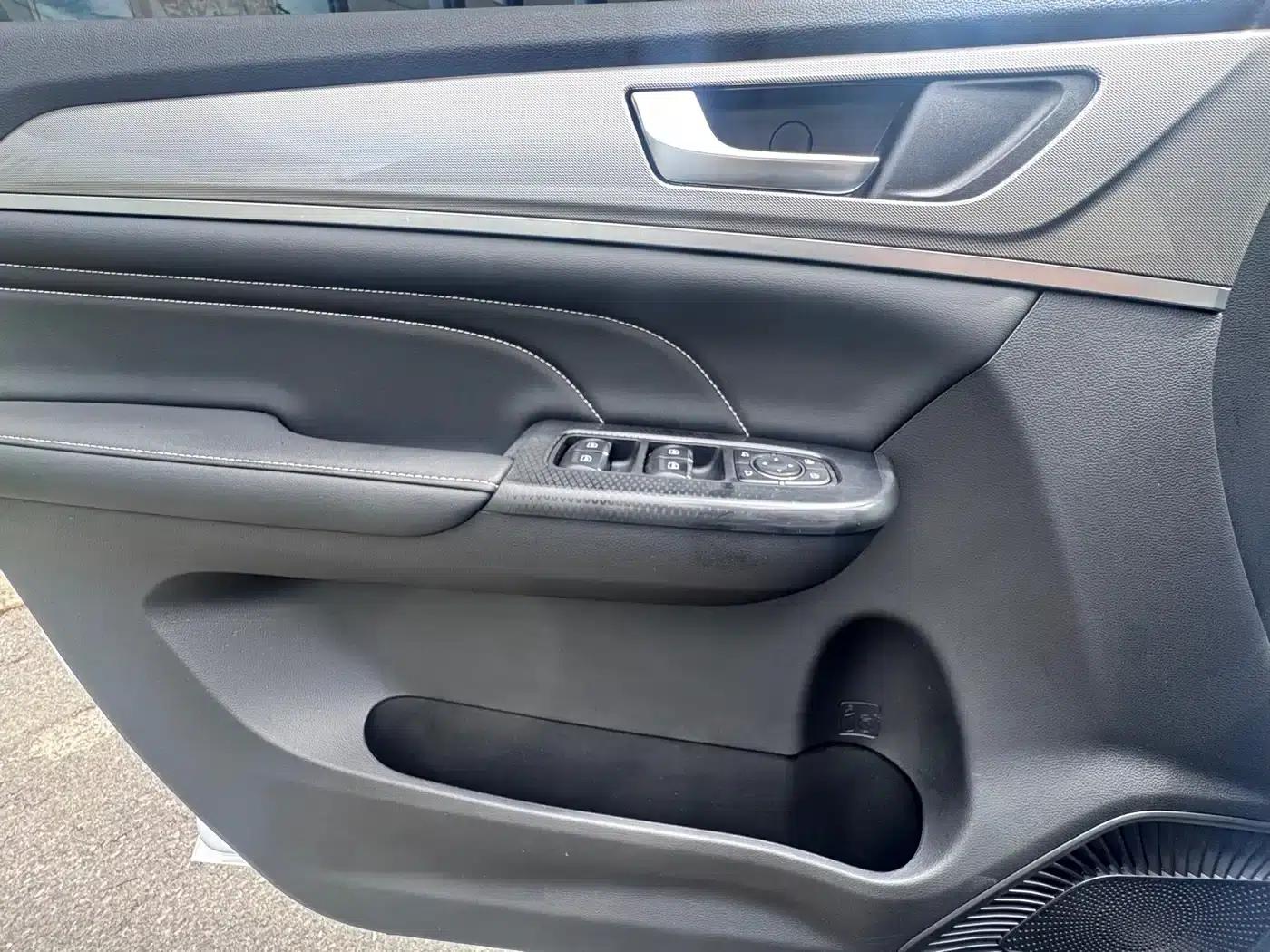 Haval M6 2023 PLUS 1.5T DCT Luxury Intelligent Connectivity Edition — миниатюра 19