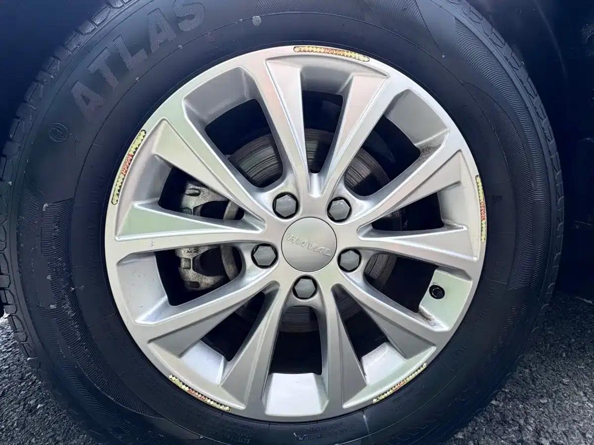Haval M6 2023 PLUS 1.5T DCT Luxury Intelligent Connectivity Edition — миниатюра 26