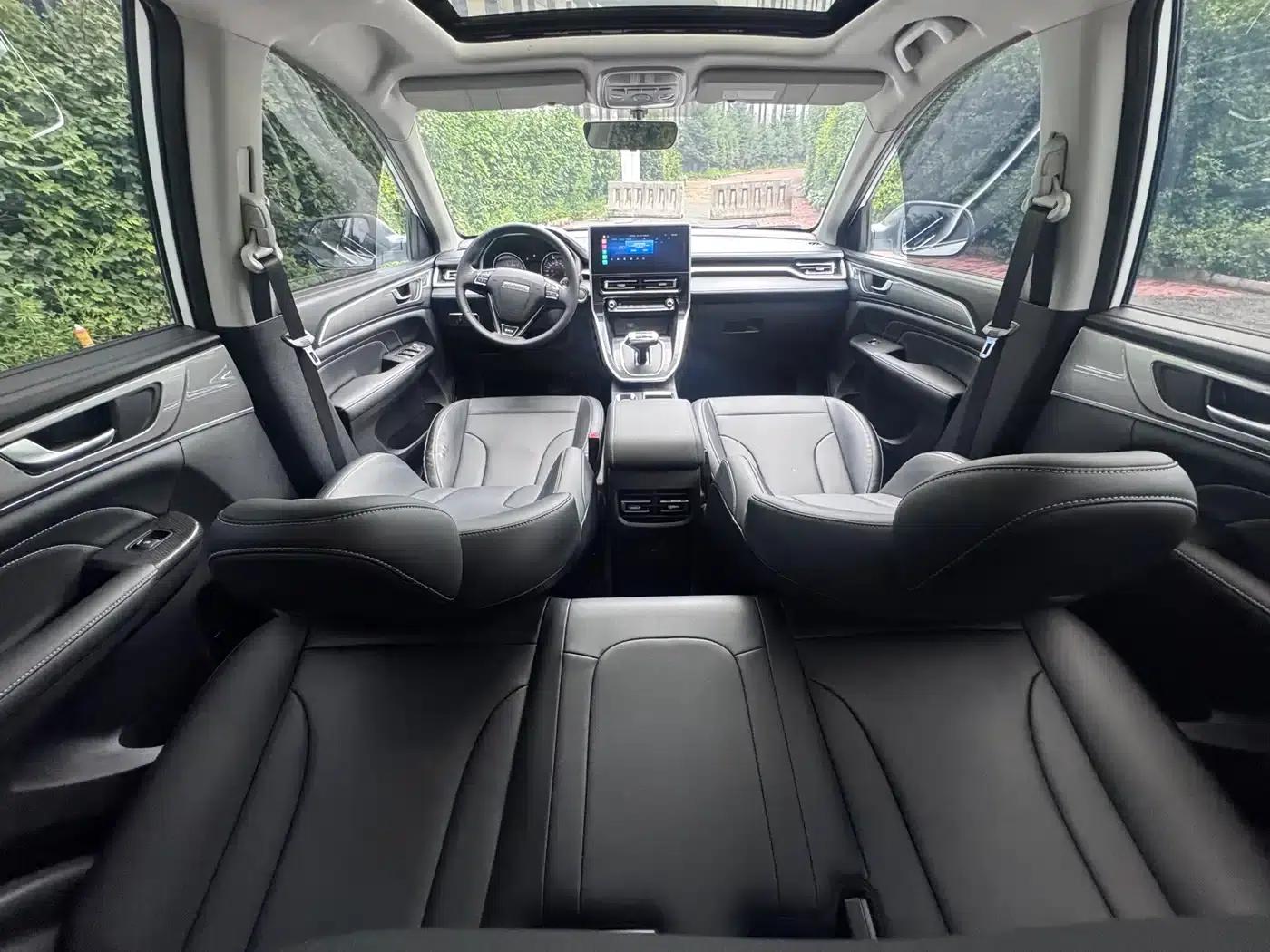 Haval M6 2023 PLUS 1.5T DCT Luxury Intelligent Connectivity Edition — миниатюра 9