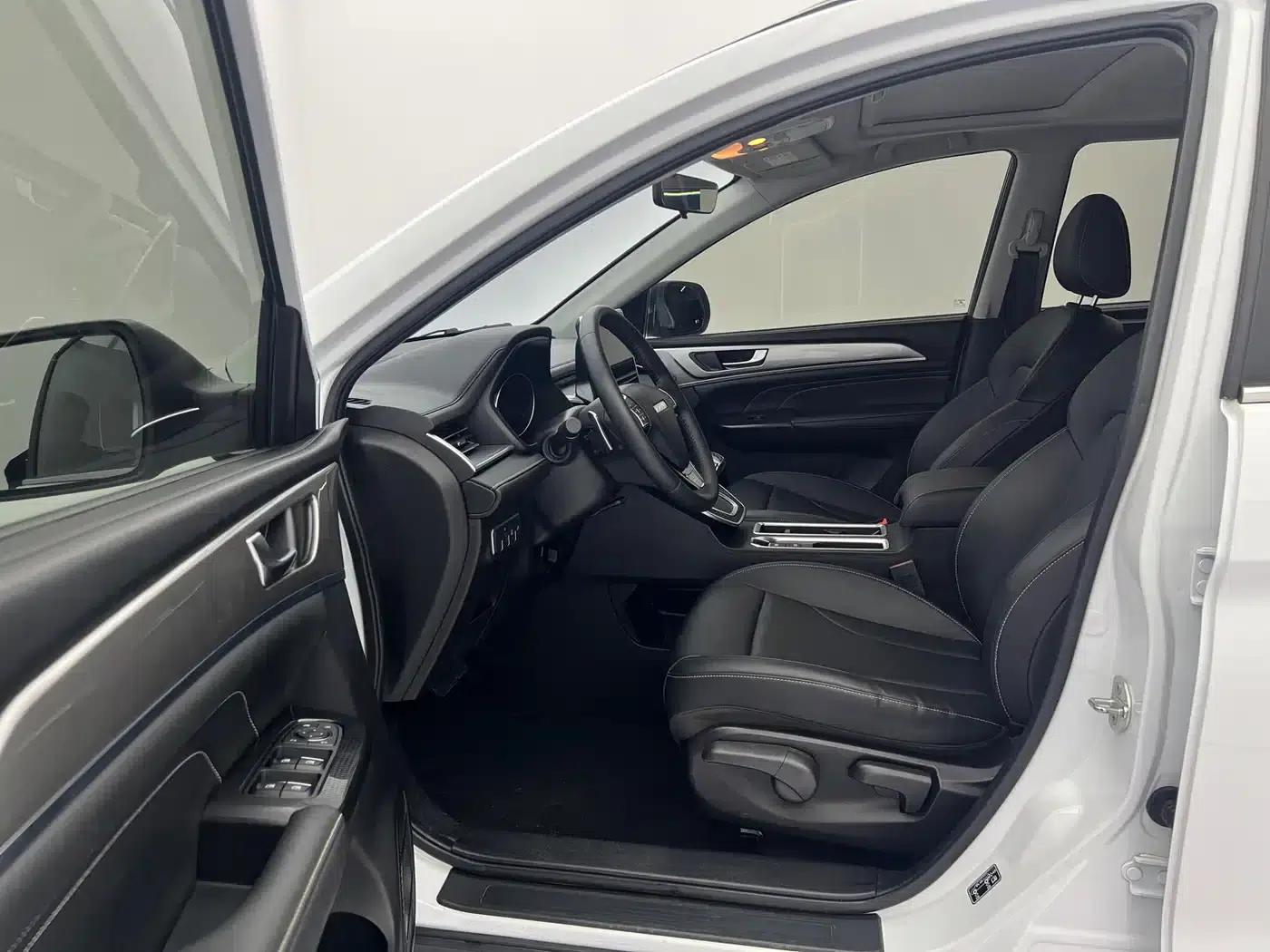 Haval M6 2021 PLUS 1.5T DCT Luxury Intelligent Connectivity Edition — миниатюра 20
