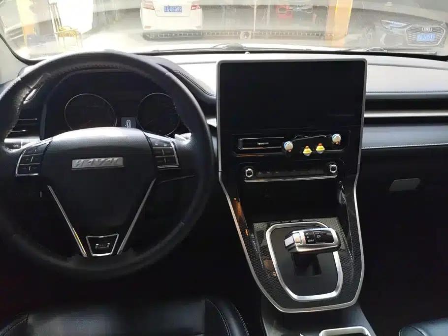 Haval M6 2021 PLUS 1.5T DCT Luxury Intelligent Connectivity Edition — миниатюра 12