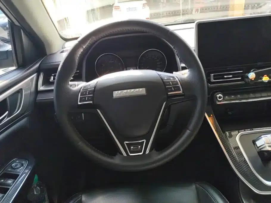 Haval M6 2021 PLUS 1.5T DCT Luxury Intelligent Connectivity Edition — миниатюра 15