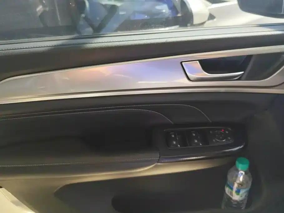 Haval M6 2021 PLUS 1.5T DCT Luxury Intelligent Connectivity Edition — миниатюра 7
