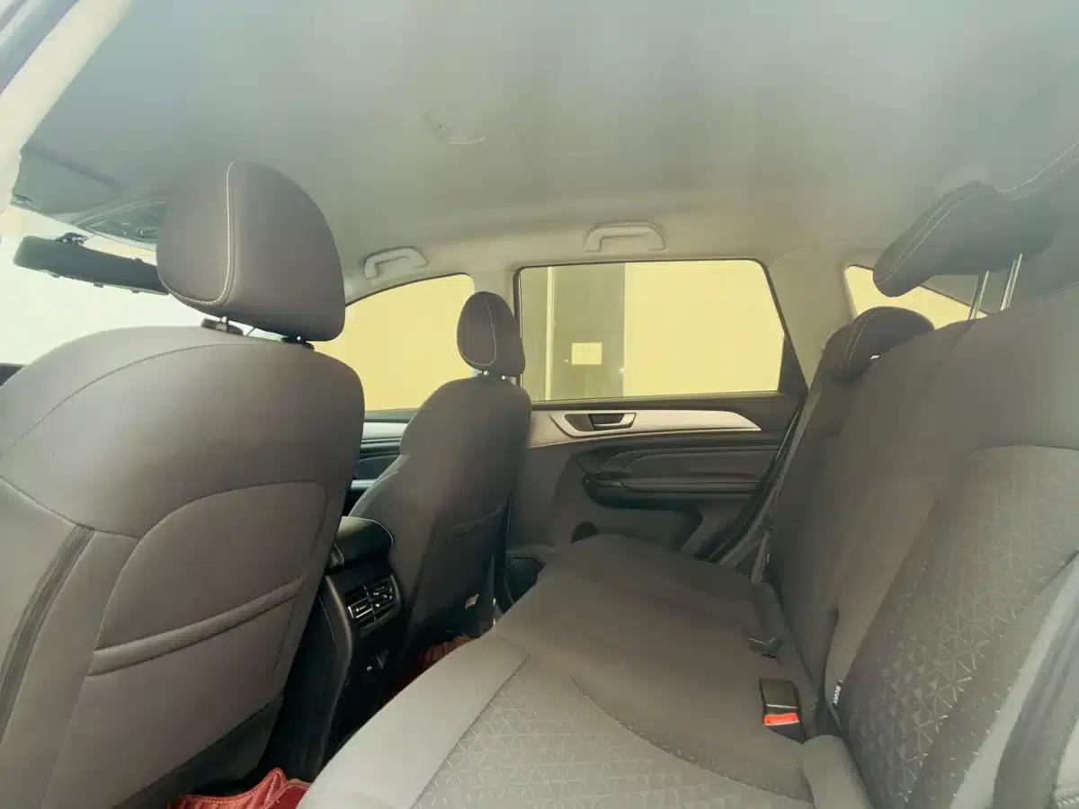 Haval M6 2021 PLUS 1.5T DCT Elite Intelligent Connectivity Edition — миниатюра 6