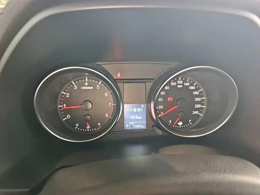 Haval M6 2021 PLUS 1.5T DCT Elite Intelligent Connectivity Edition — миниатюра 12