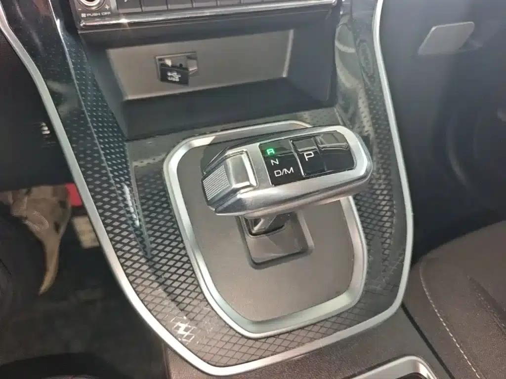 Haval M6 2021 PLUS 1.5T DCT Elite Intelligent Connectivity Edition — миниатюра 14