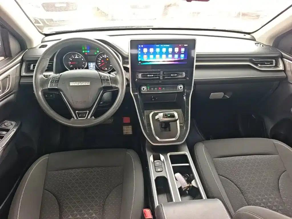 Haval M6 2021 PLUS 1.5T DCT Elite Intelligent Connectivity Edition — миниатюра 10