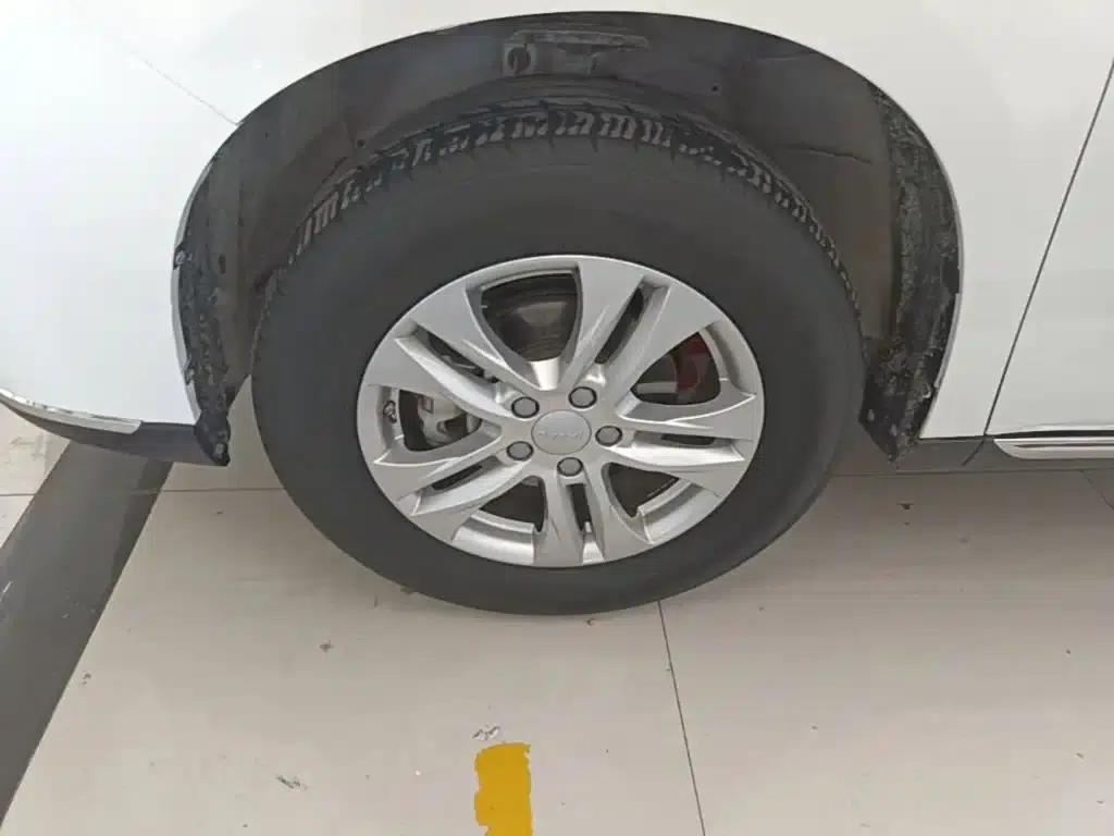 Haval M6 2021 PLUS 1.5T DCT Comfort Edition — миниатюра 23