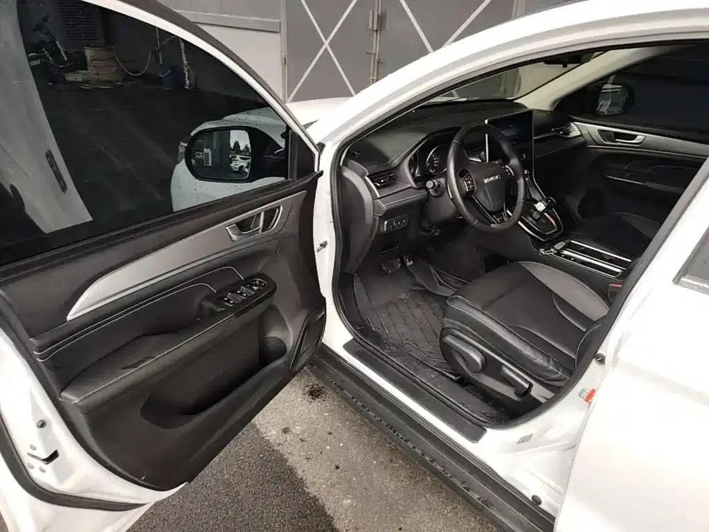 Haval M6 2023 PLUS 1.5T DCT Luxury Intelligent Connectivity Edition — миниатюра 16