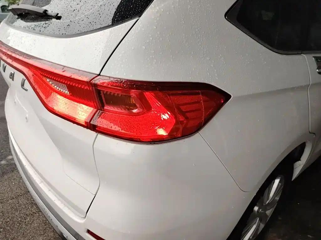 Haval M6 2023 PLUS 1.5T DCT Luxury Intelligent Connectivity Edition — миниатюра 8