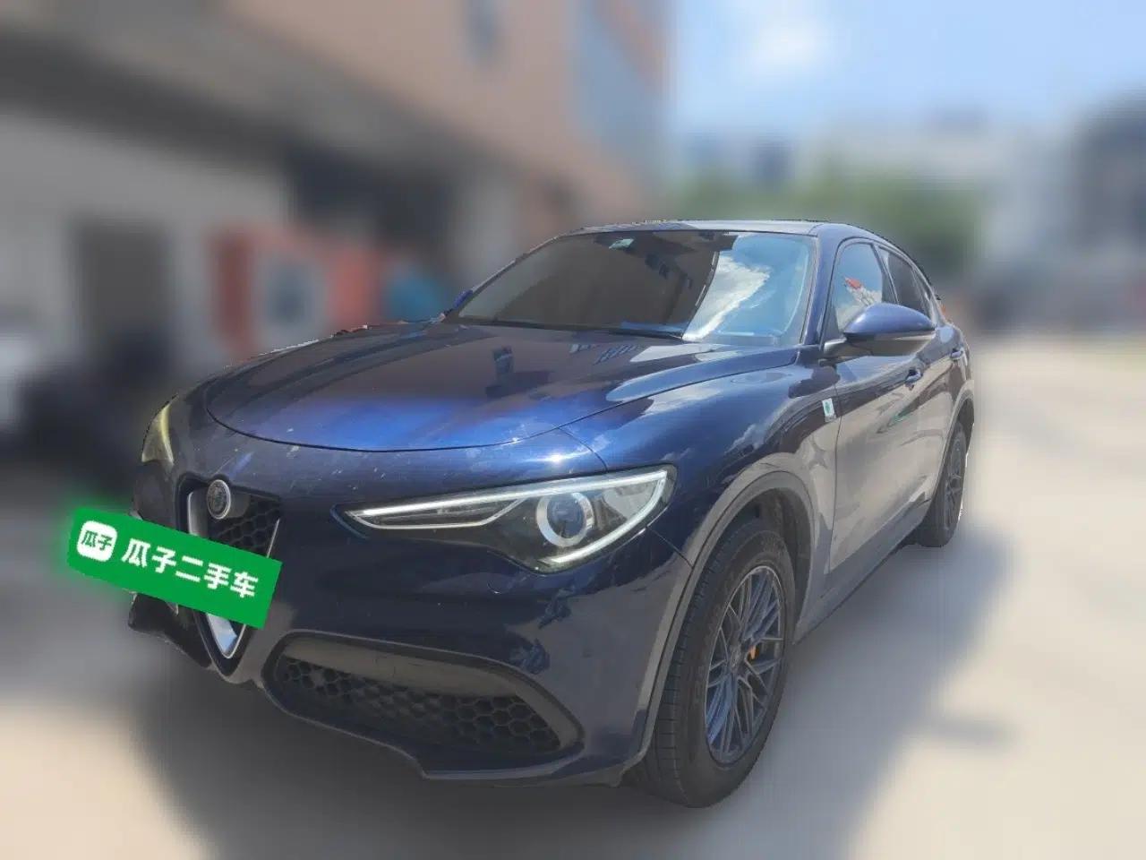 Alfa Romeo Stelvio 2017 2.0T 200HP Elite Edition — миниатюра 1