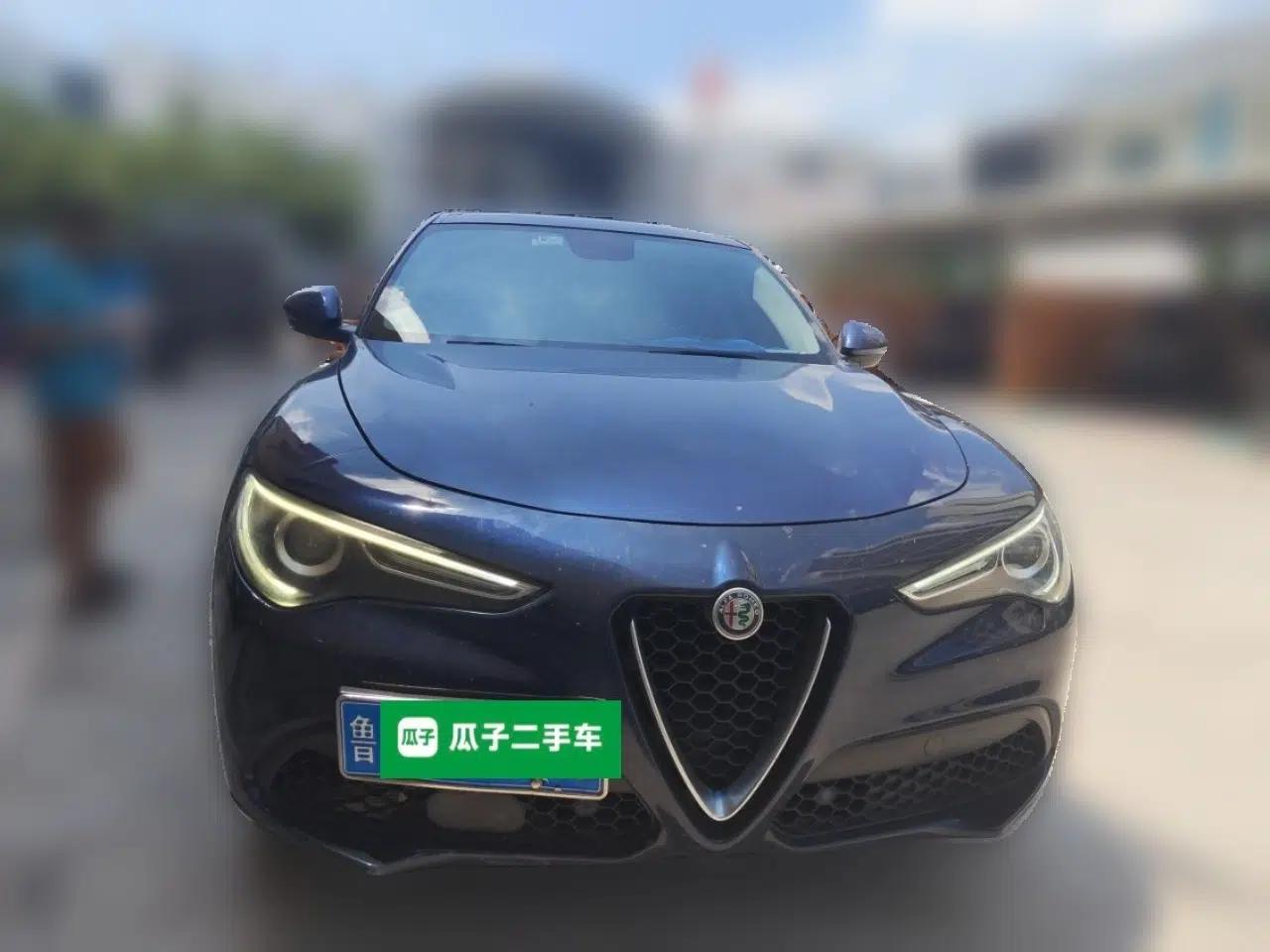 Alfa Romeo Stelvio 2017 2.0T 200HP Elite Edition — миниатюра 2