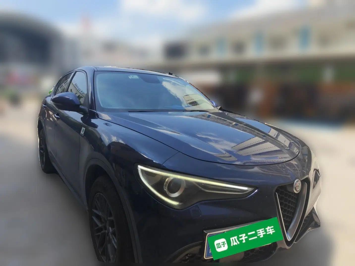 Alfa Romeo Stelvio 2017 2.0T 200HP Elite Edition — миниатюра 3