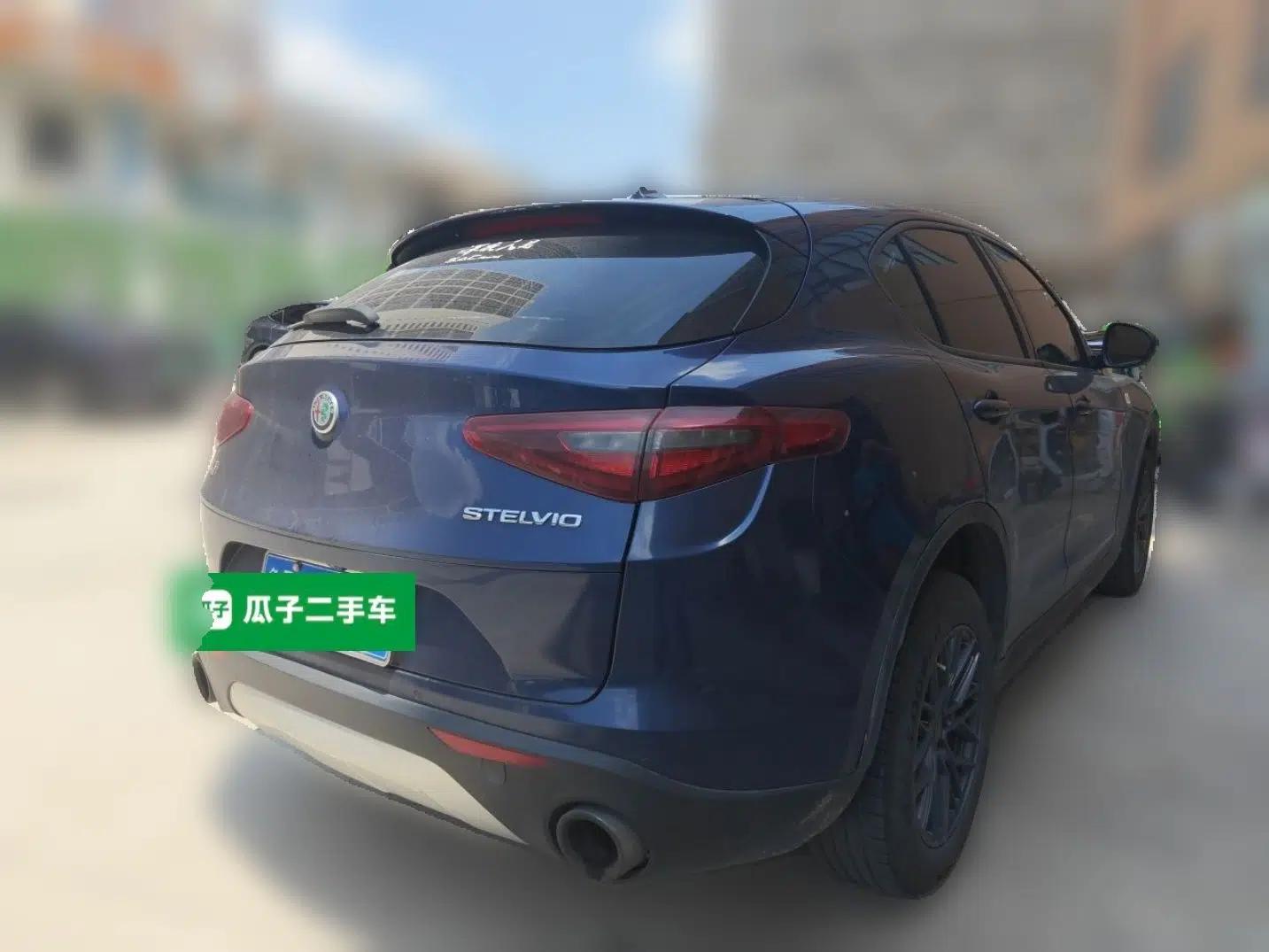 Alfa Romeo Stelvio 2017 2.0T 200HP Elite Edition — миниатюра 6