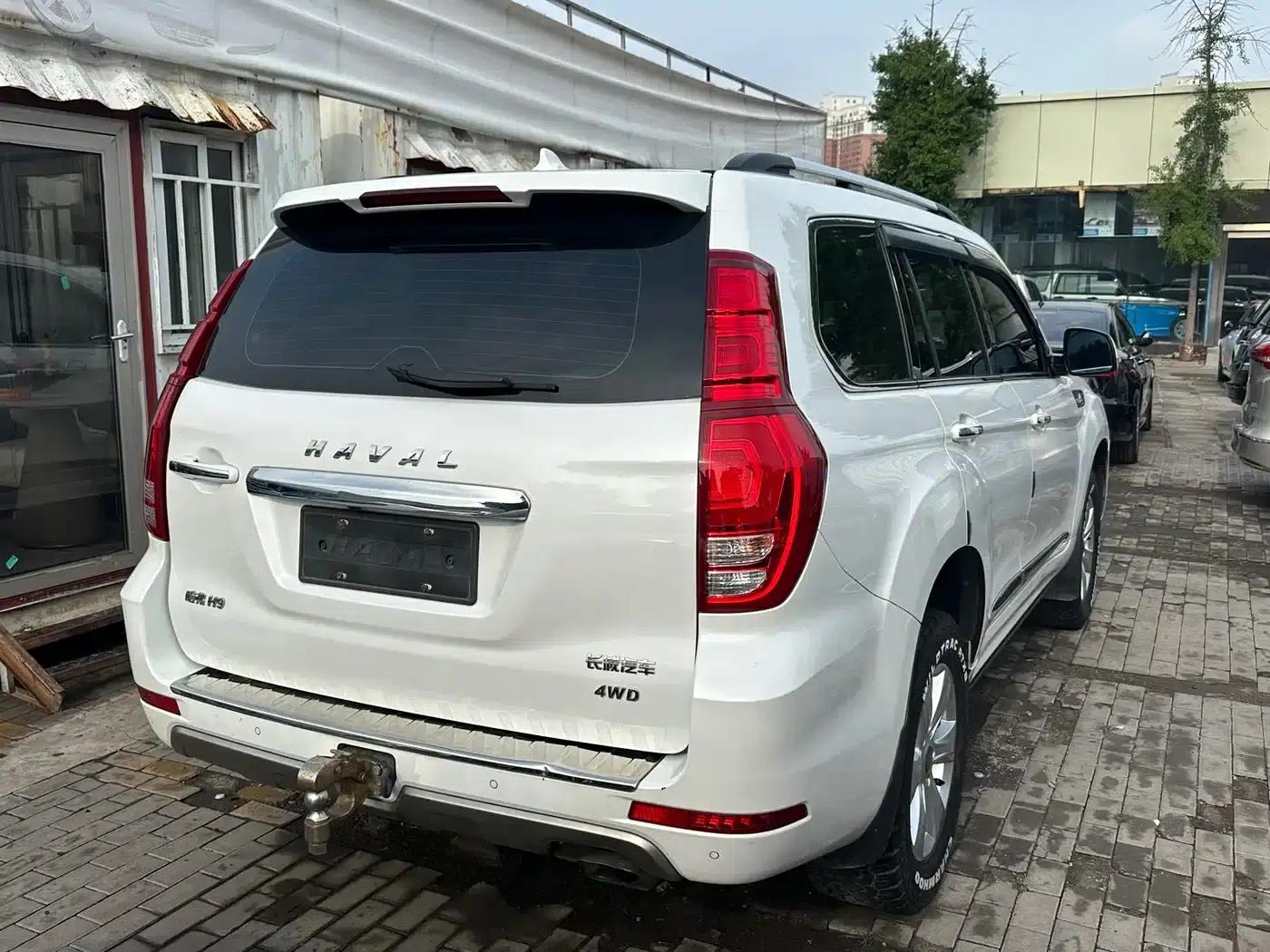 Haval H9 2017 2.0T Gasoline 4WD Premium 7-Seater — миниатюра 13
