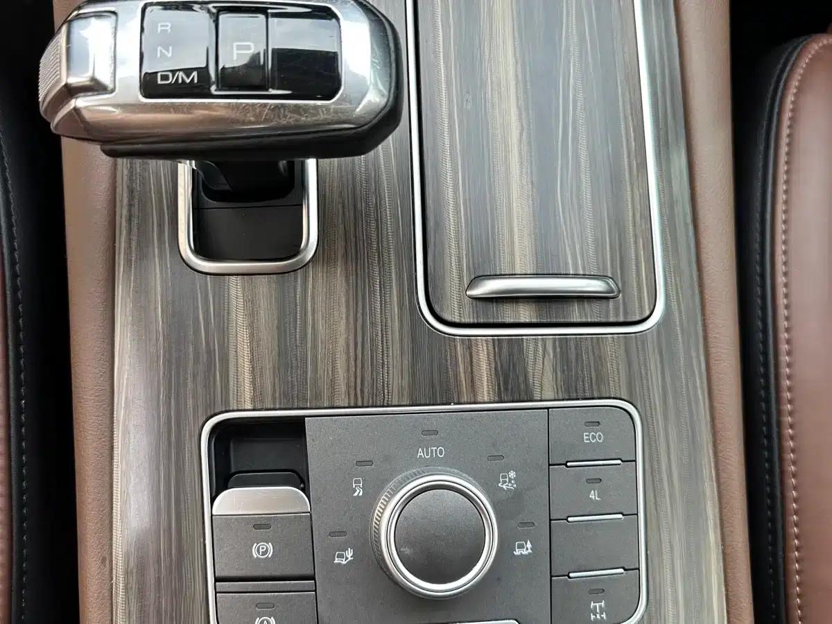 Haval H9 2017 2.0T Gasoline 4WD Premium 7-Seater — миниатюра 10