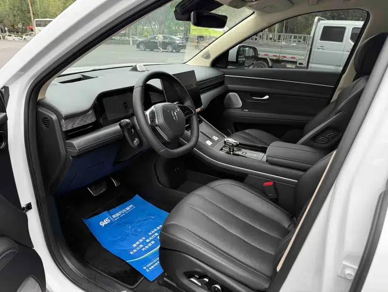 Wenjie M7 2022 AWD Luxury Edition — миниатюра 8