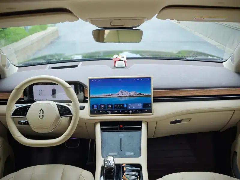 Wenjie M7 2024 Plus 5-seater Rear-wheel drive version — миниатюра 7