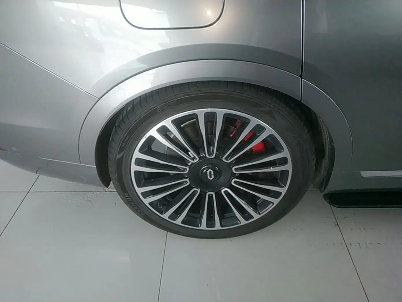 Hima AITO M9 2024 Range-Extended Ultra Version 42 kWh 6-Seater Model — миниатюра 11
