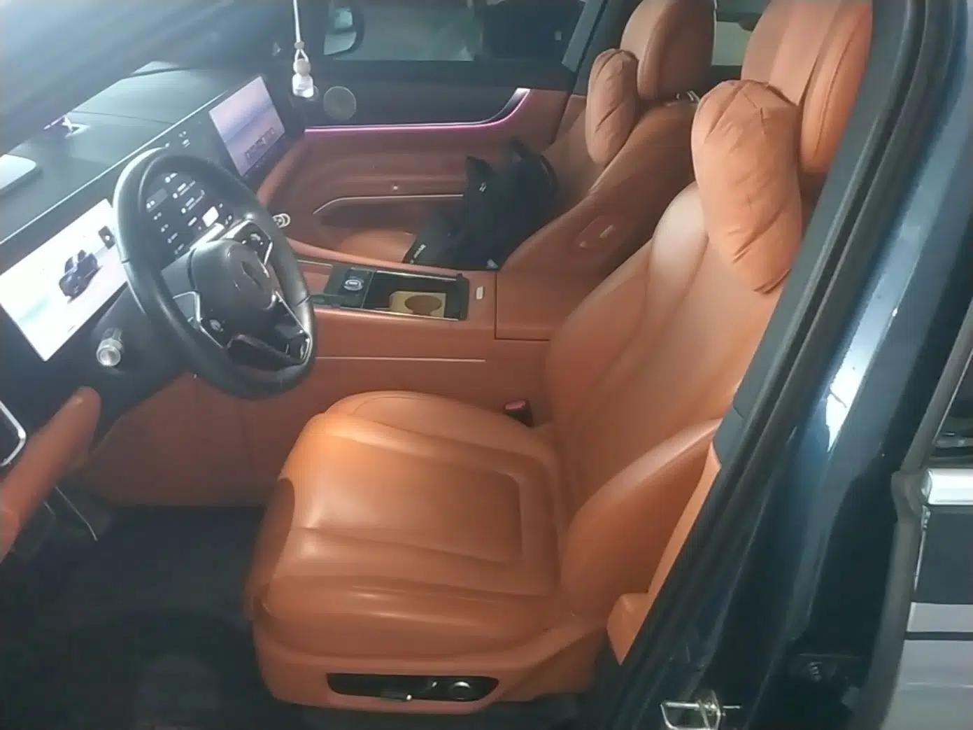 Hima AITO M9 2024 Range-Extended Ultra Version 42 kWh 6-Seater Model — миниатюра 17