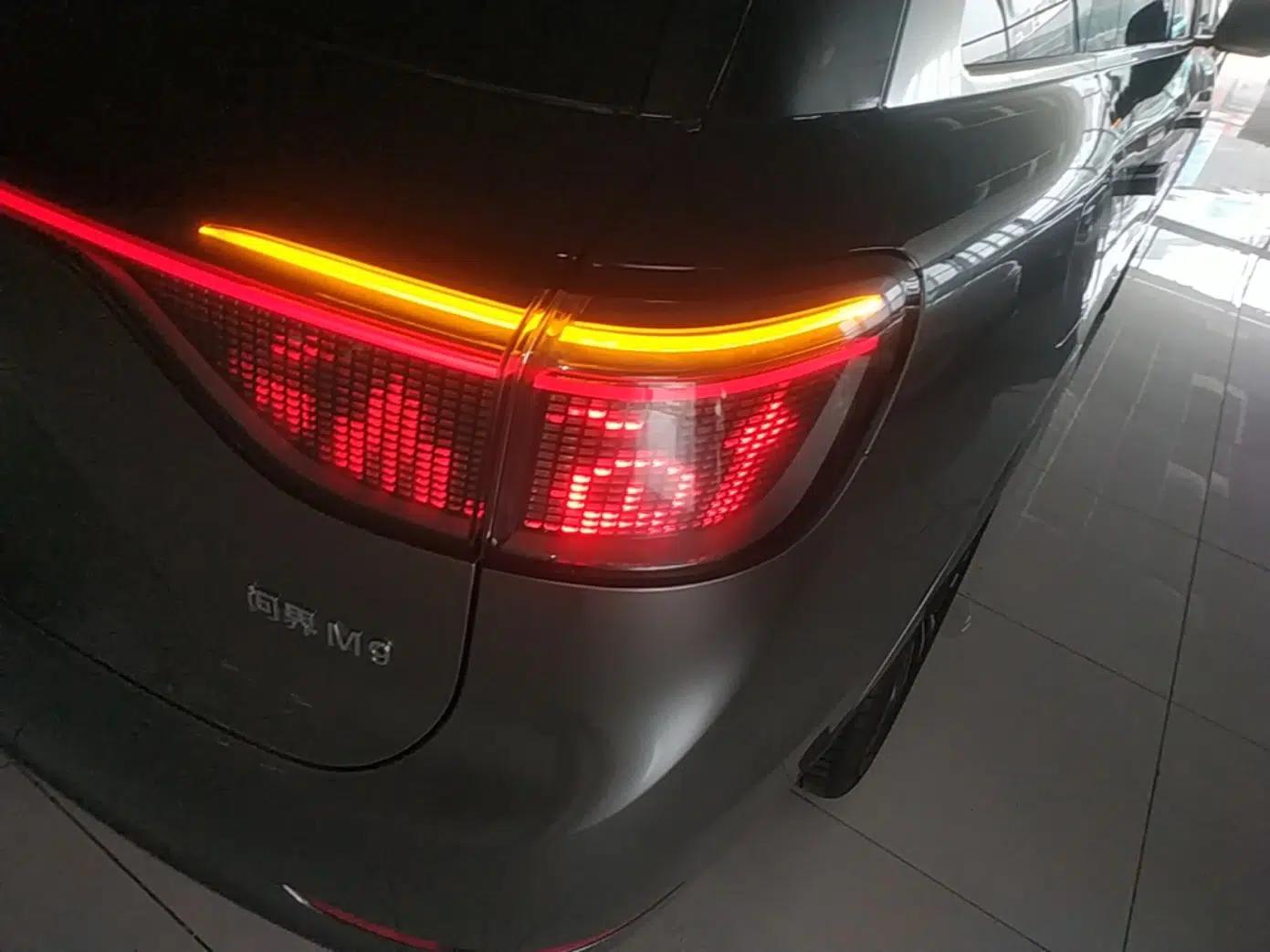 Hima AITO M9 2024 Range-Extended Ultra Version 42 kWh 6-Seater Model — миниатюра 9